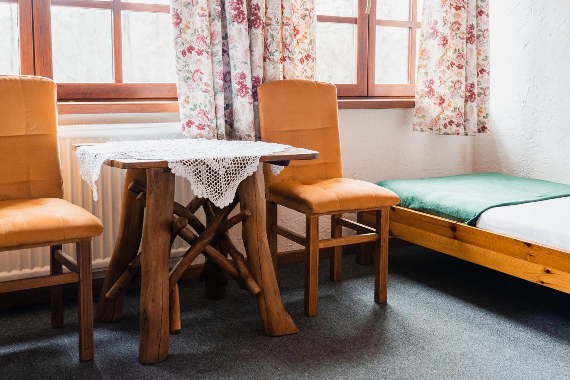 Karczma Zacisze Bed & Breakfast Krutyn Luaran gambar